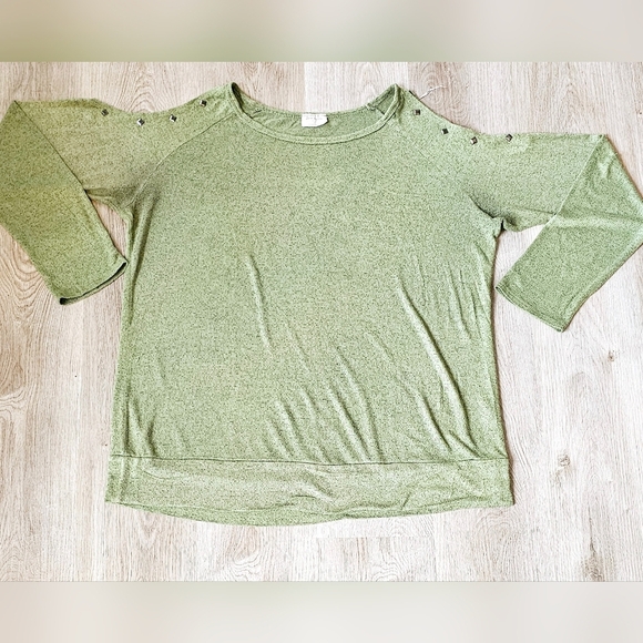 3XL Light Olive Green Longsleeve Top - Picture 1 of 3